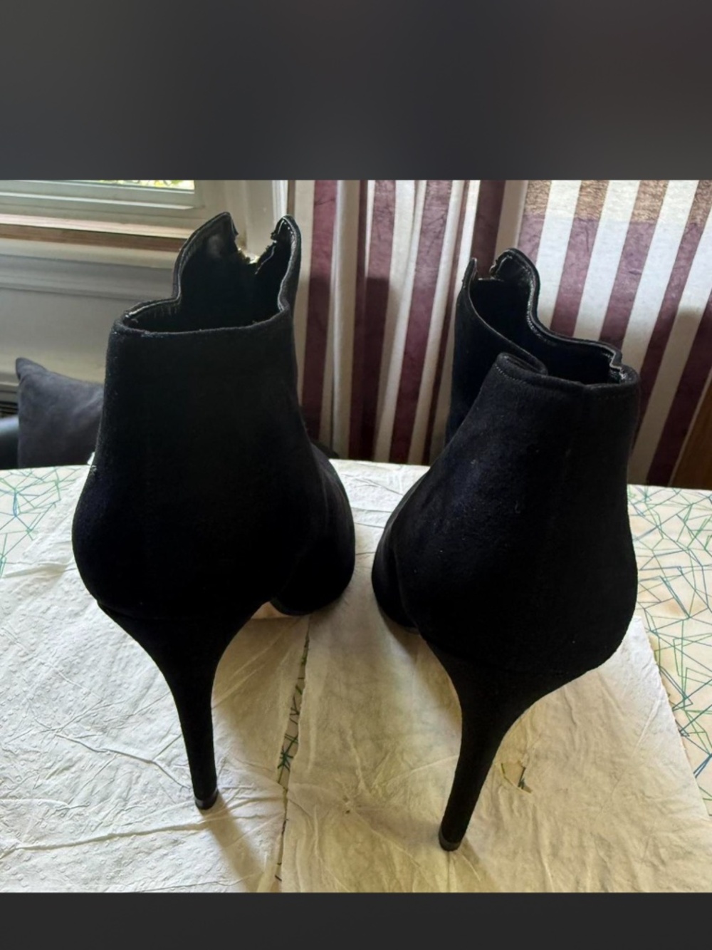 Heel Boot - Picture 2 of 5